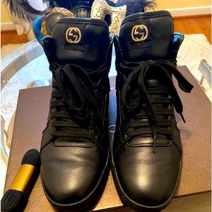 Authentic Gucci Sneakers Men Size 7 Black and Red